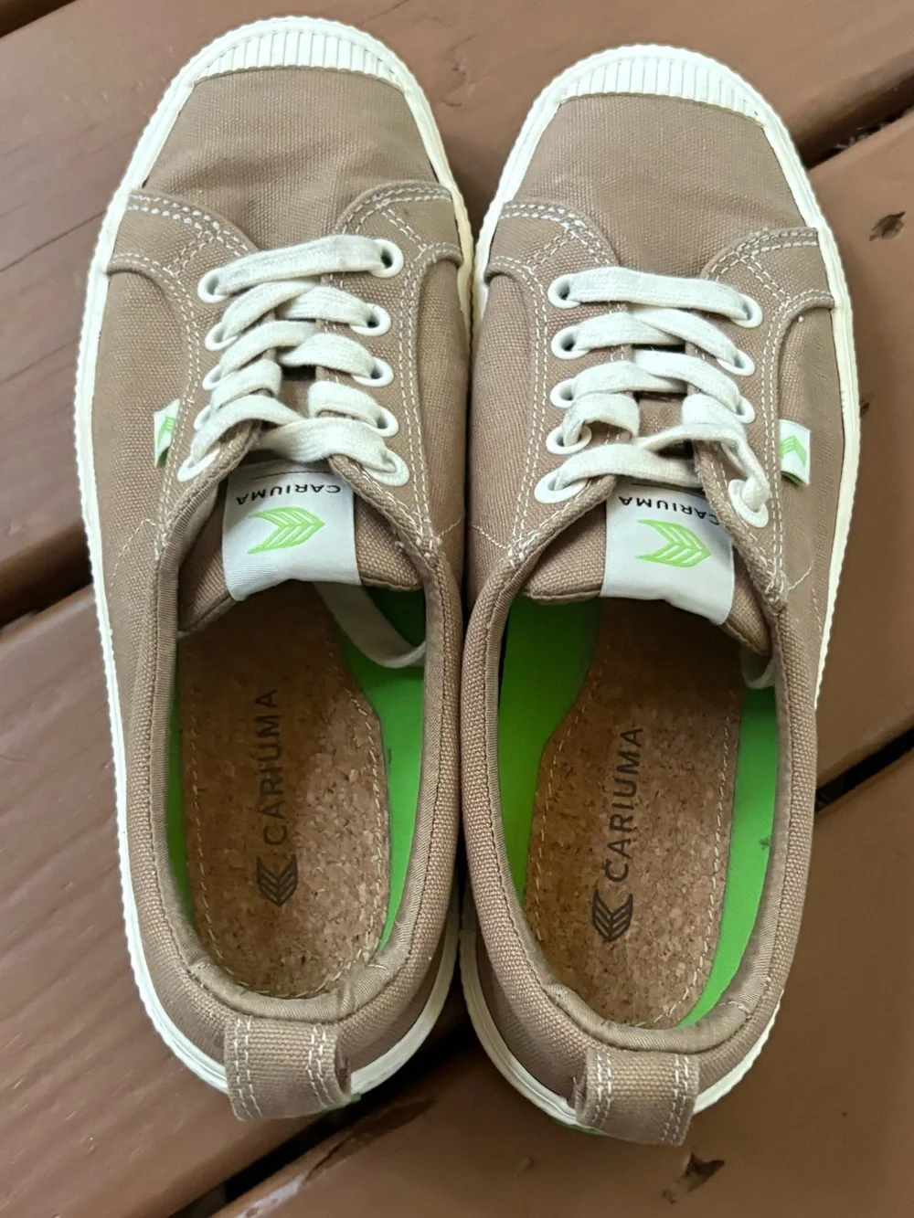 Cariuma OCA Low Womens Shoes Sz 7.5 Burnt Sand Canvas Contrast Thread Sneakers
